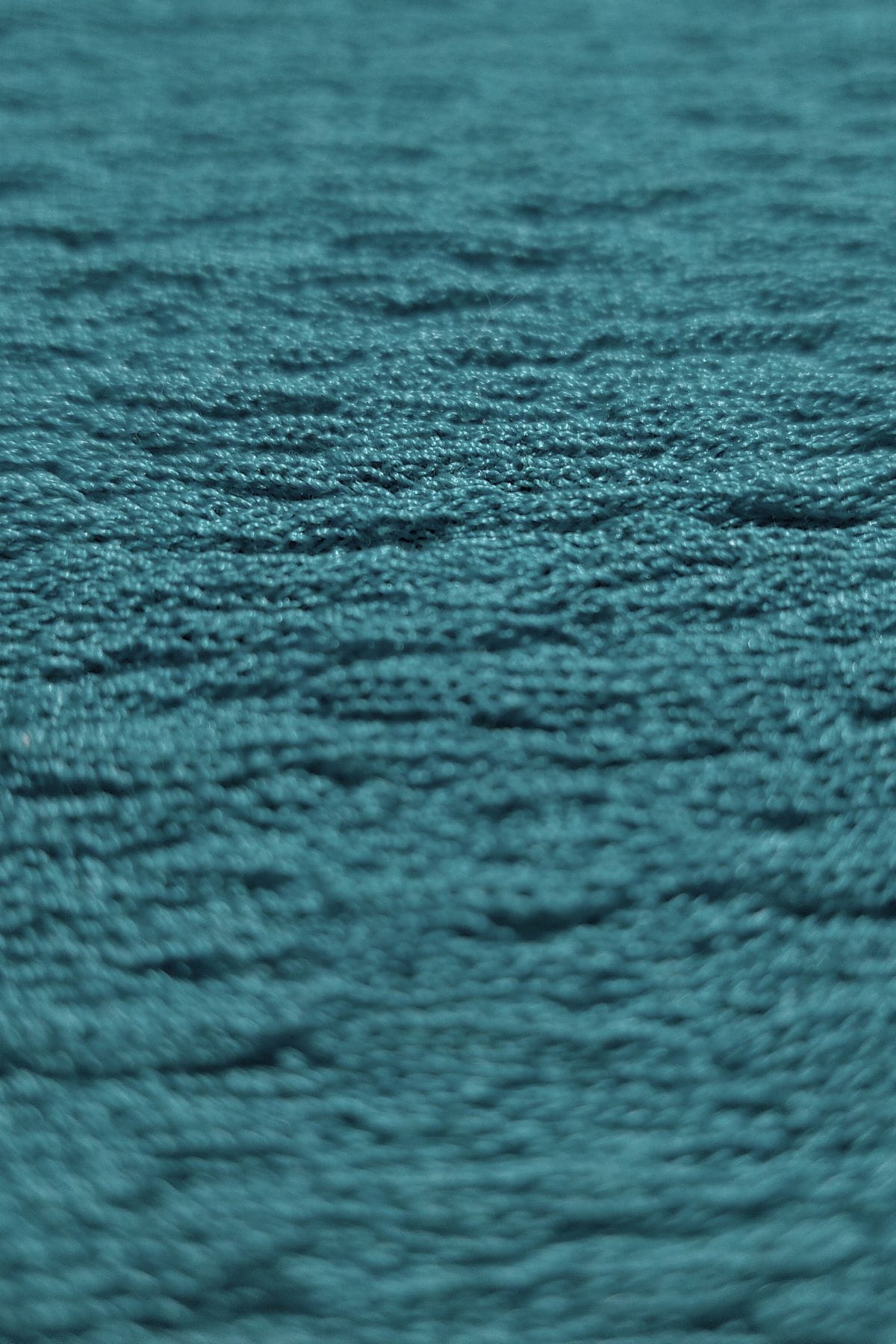 Είναι τα Συνθετικά Μαγιό Επιβλαβή για το Δέρμα;