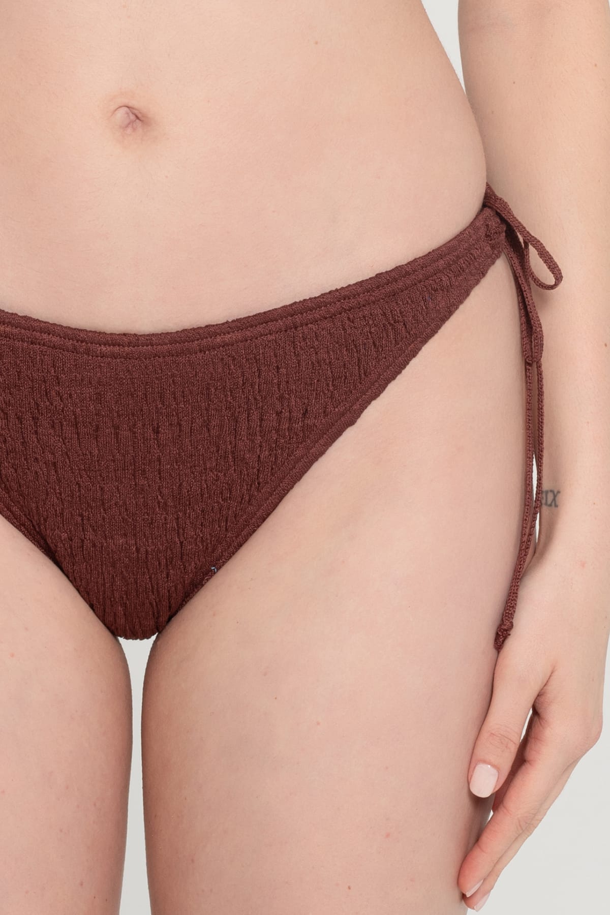 Pepper Vally cotton triangle bikini brown wine detail